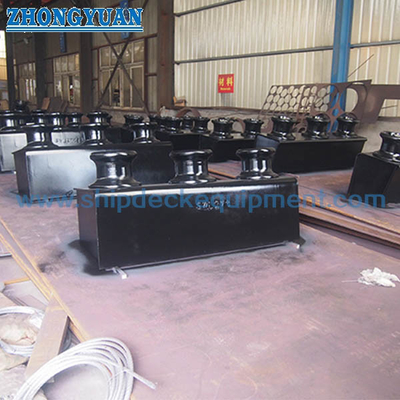 CB39 نوع C ریخته گری فولاد ریخته گری آهن 3 غلتک تجهیزات پهلوگیری کشتی Fairlead