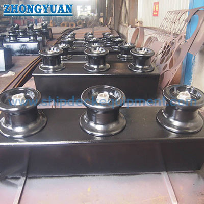 150×450 میلی متر نوع باز 3-رولر Fairlead در کنار کشتی JIS F 2014-1987 نوع CF / CS برای لنگر انداختن کشتی